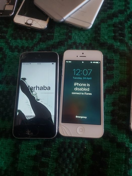 Lot de telefoane pentru piese , iphone 5 , 5s , și 6