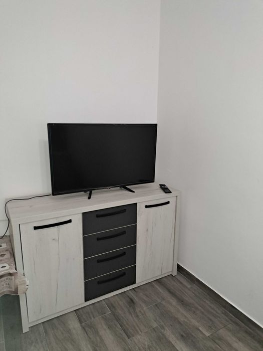 Regim hotelier 100 lei 2-3 ore si 150 lei toata ziua