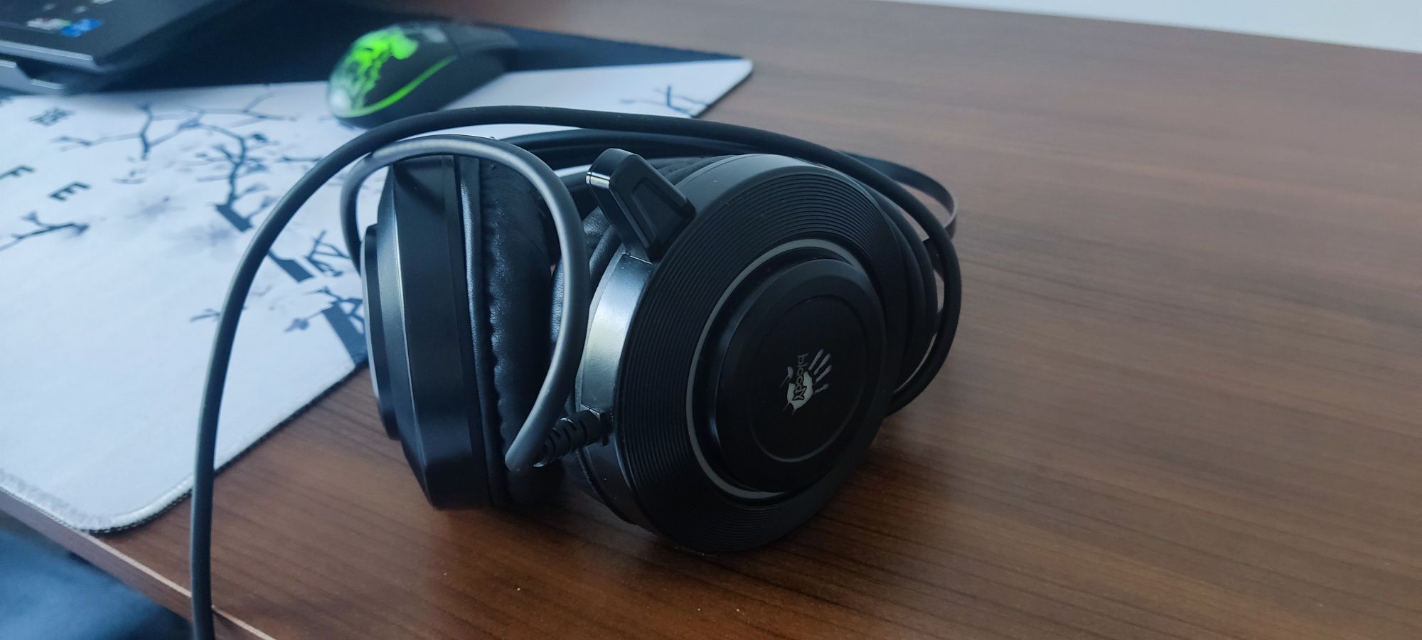 Продам наушники A4Tech Bloody G521 черный