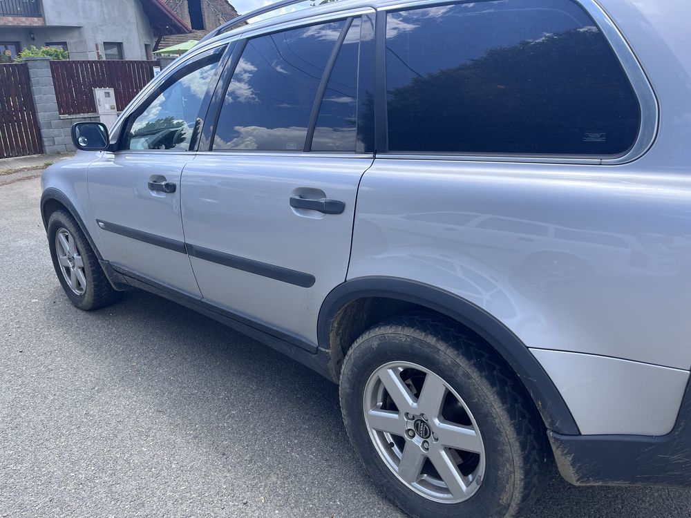 Volvo XC 90 2.4 diesel 2005 180 cai