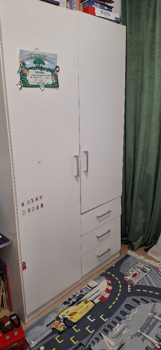 Vând mobilier ptr copii