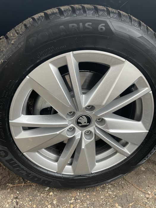 Чисто нови зимни гуми Барум Поларис 6 225/55/17