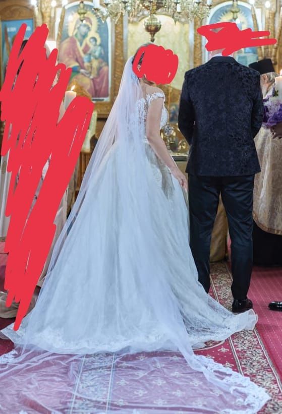 Rochie de mireasa și costum de mire