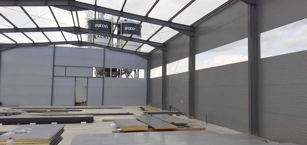 Vând o gamă largă de hale sau structuri metalice de înaltă calitate.