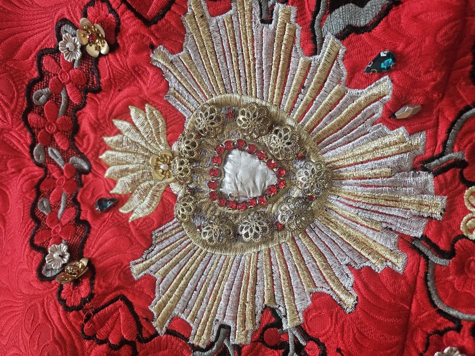 Дамска рокля бродерия