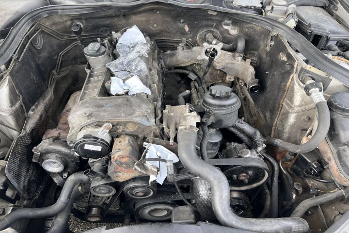 Compresor AC A0012300811 A0012301411 A0012308111 Mercedes-Benz E-Clas