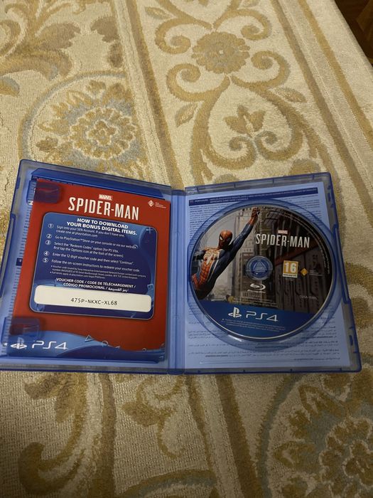 Диск Spider-Man PS4 Б/У первая часть состояние хорошое без ДЛС