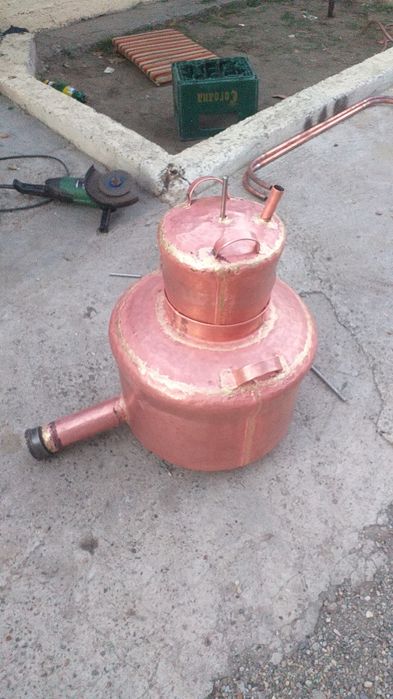 Vând cazan de țuică la 120 de Litri  cu fundul de 4 mm