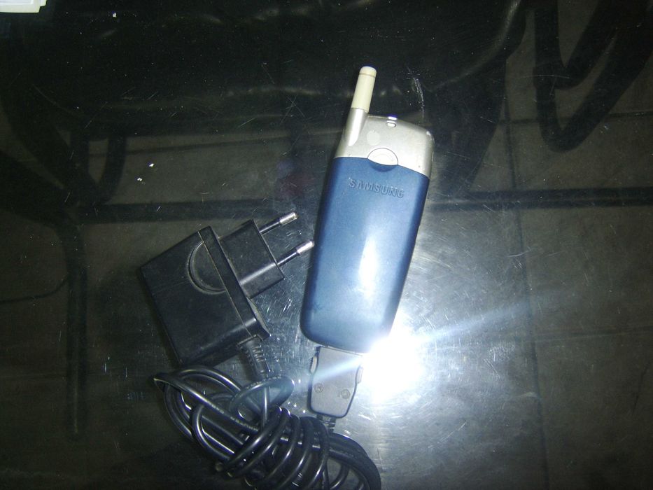 GSM-  Samsung SGH-R210S/- MOTOROLA/ -Samsung s5/