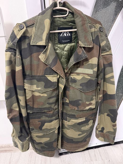 Дамско камуфлажно яке Zara
