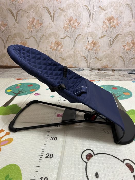 Продам деский Шезлонг Кресло-качалку