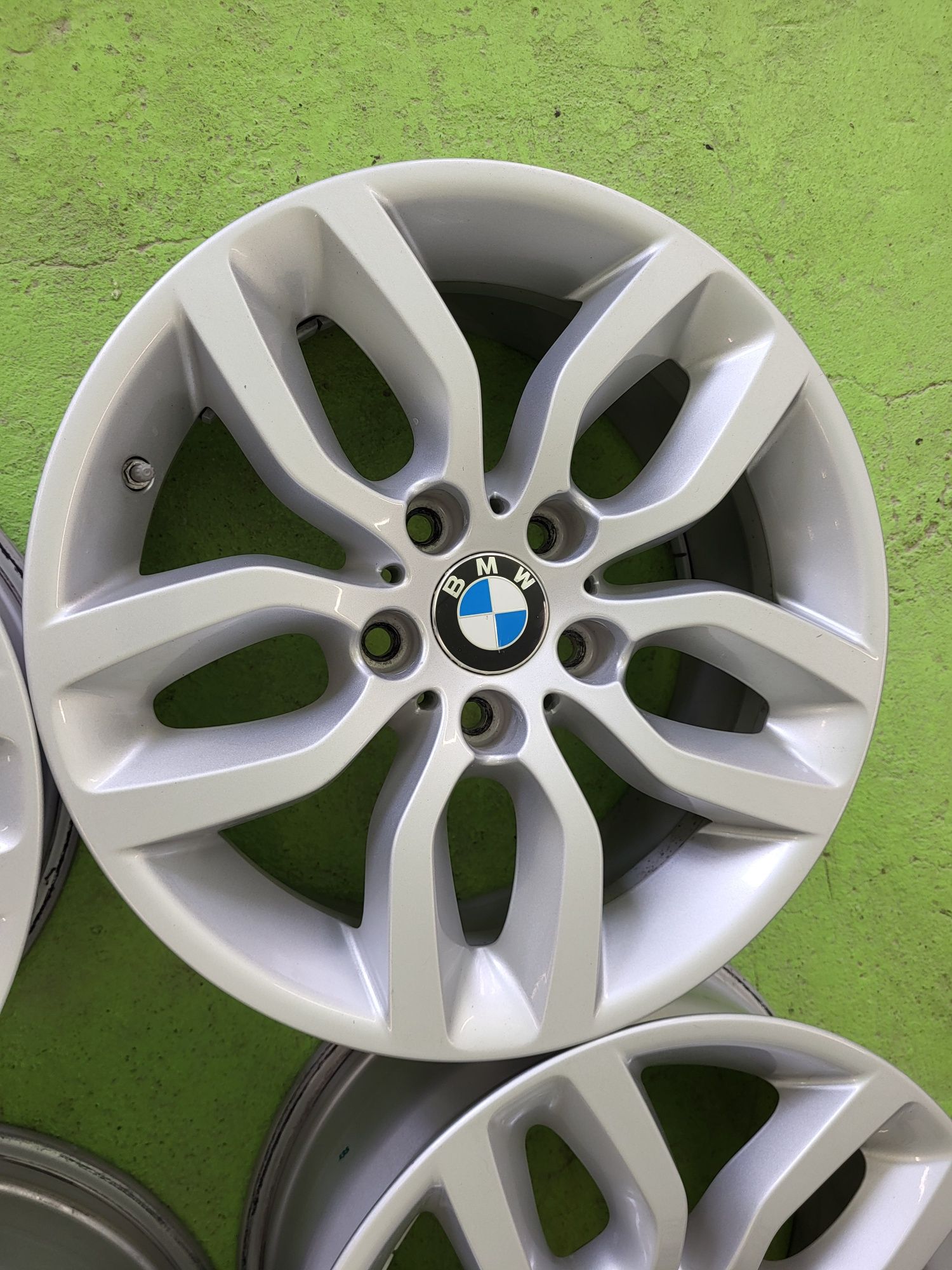 17 5x120 Bmw X3 F25 X4 лети джанти 5х120 бмв х3 датчици