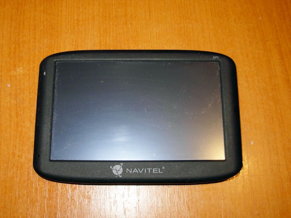 GPS -Navigatie  - NAVITEL F 300 - Harti noi  camioane / turisme