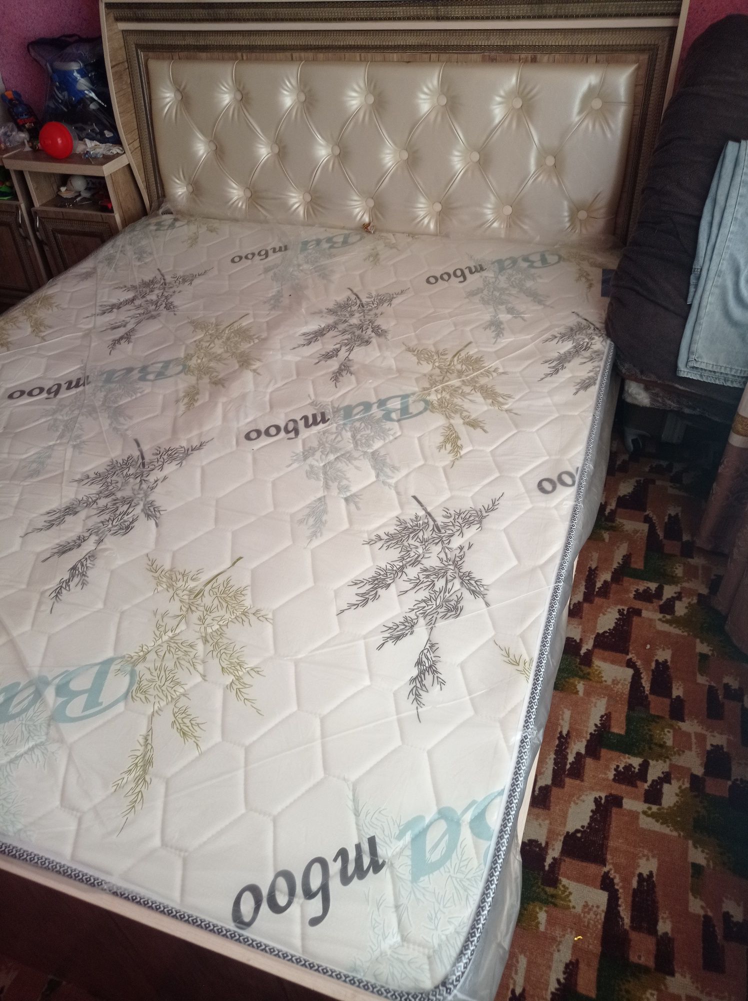 Кровати двухспалки в отличном состояние е