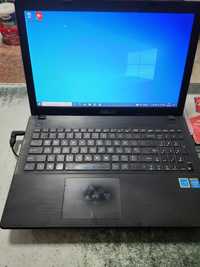 Laptop Asus X551C
