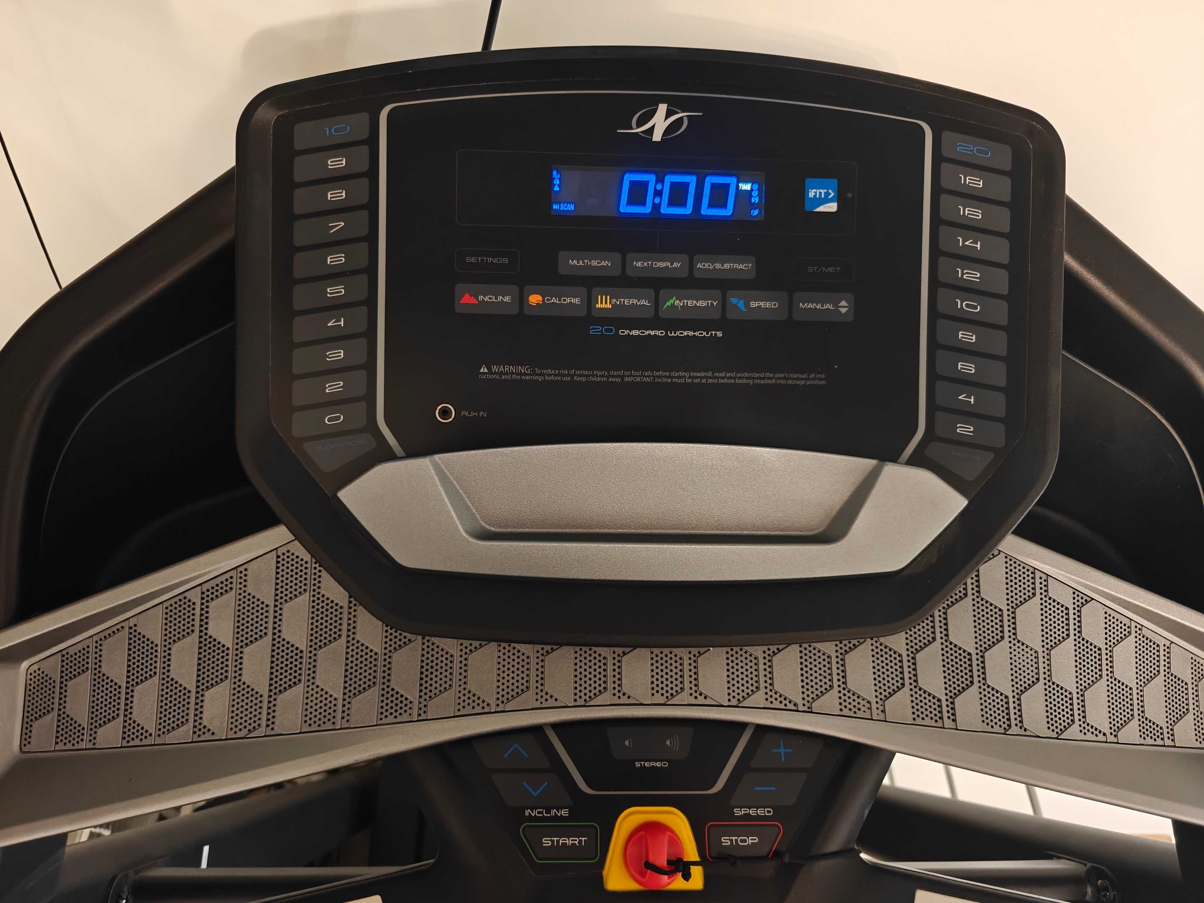 Бягаща пътека NordicTrack T7.0