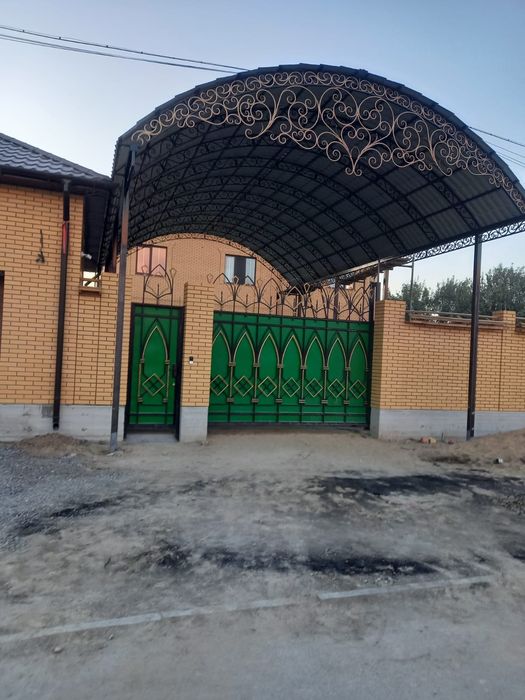 Навес металлконструкция