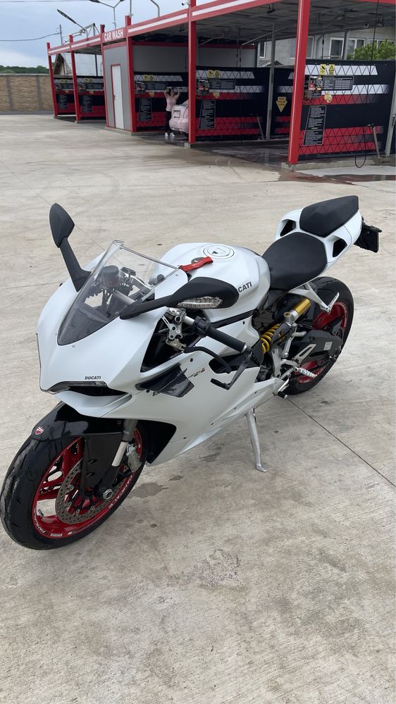 Ducati Panigale 899 2015 V2
