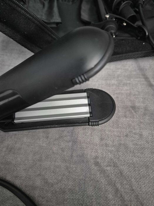 Ondulator Remington S8670, accesorii, Invelis Ceramic, Negru