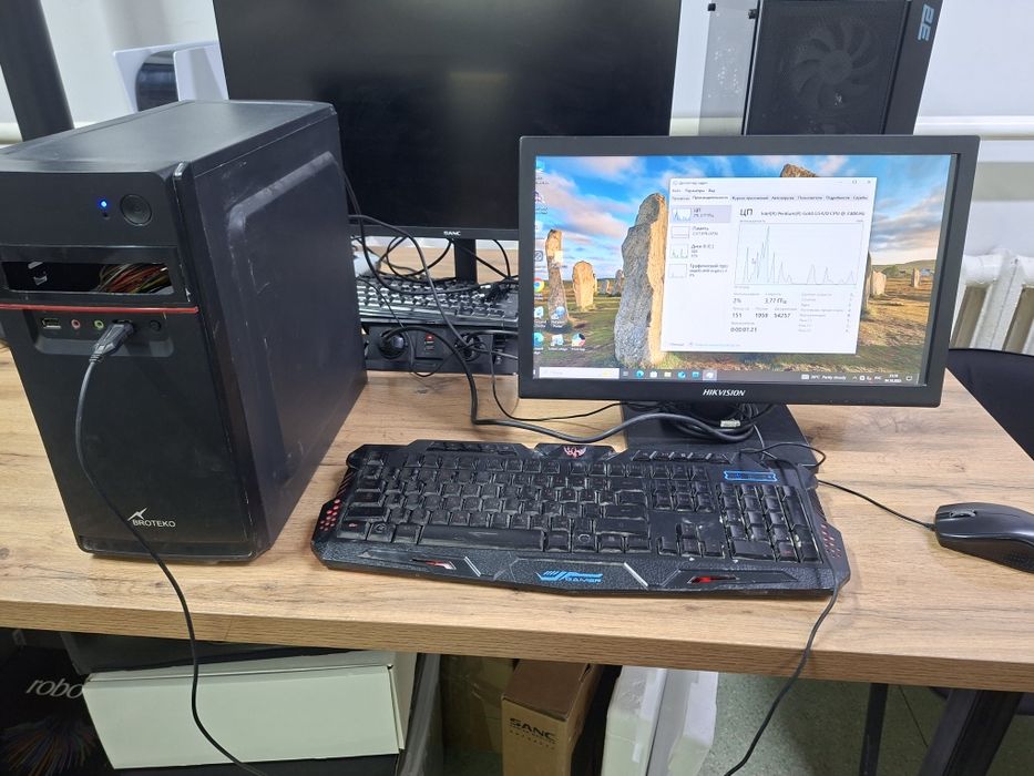 Intel(R) Pentium(R) Gold G5420 CPU  3.80GHz