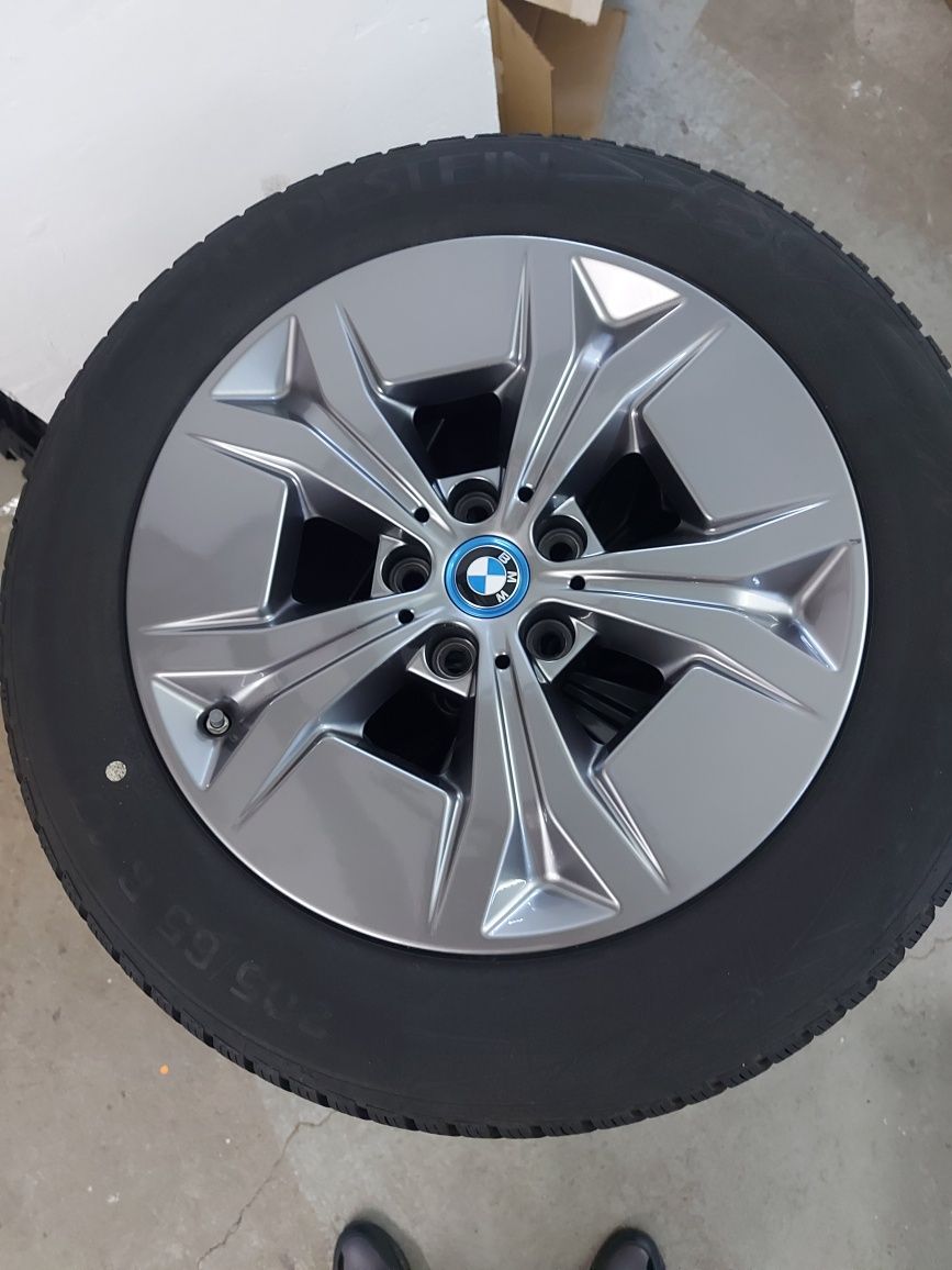 Vind roti BMW ix1 17 dot 2024 ,8 mm j7,5 et 50 preț 4200 ron