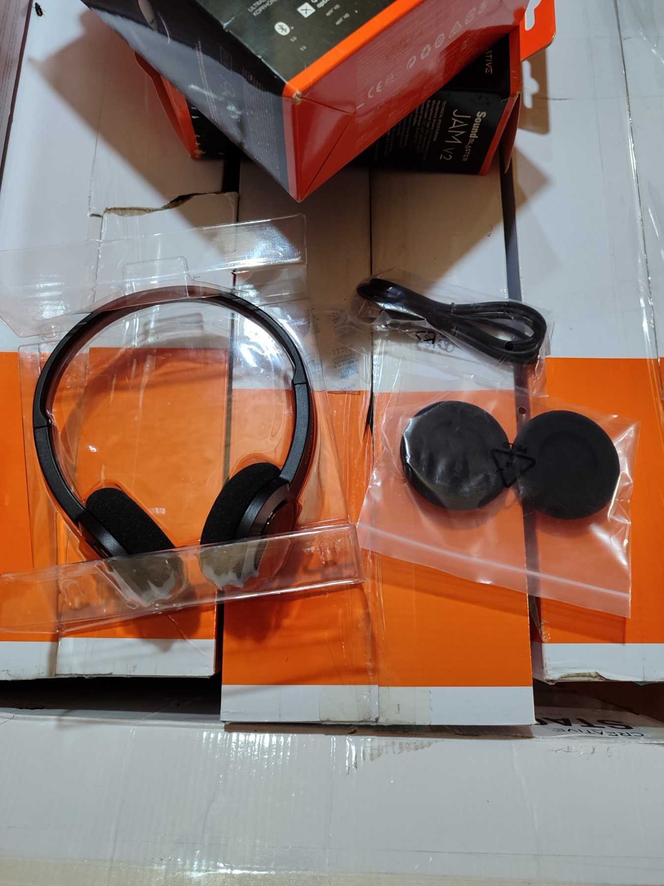 Слушалки Sound Blaster JAM V2 ,Bluetooth, Черен/Аудио продукти,12 м.г.