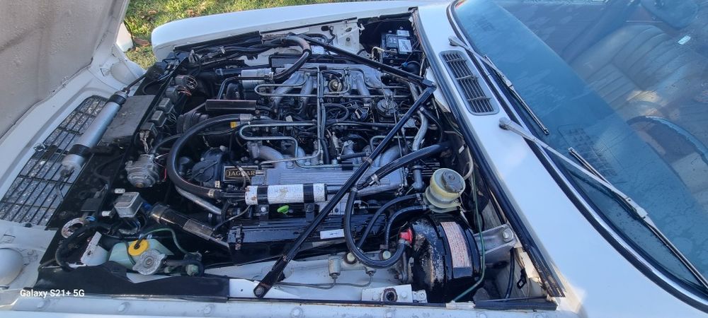 Jaguar XJ12 OFERTA 11000 Atestat istoric  Long Vand An 1976 Clima RAR