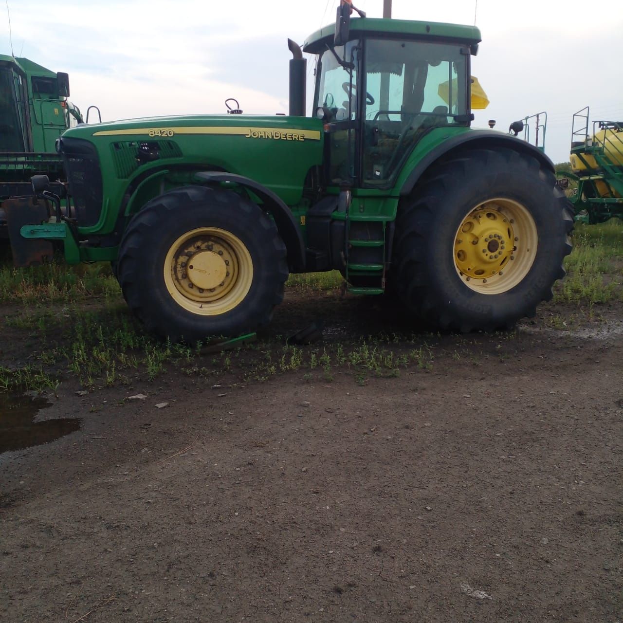 Трактор John Deere