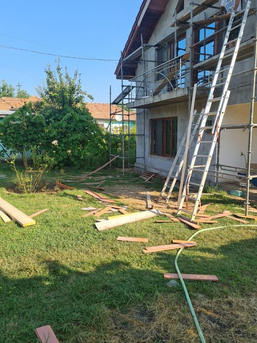 Schela metalica de inchiriat