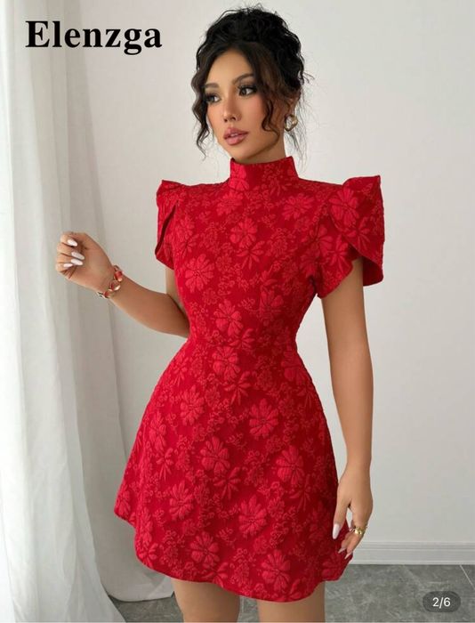 Официална коледна рокля