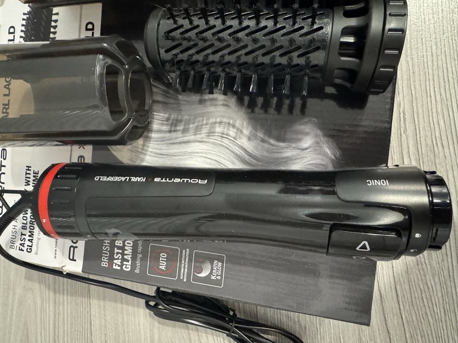 Perie rotativa Rowenta x Karl Lagerfeld 1000w