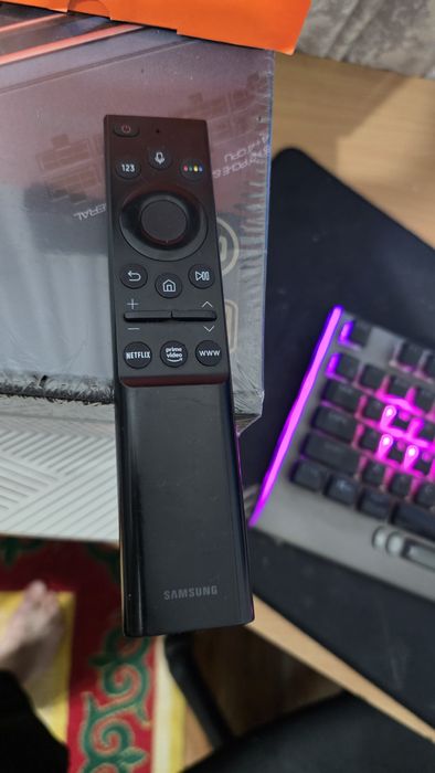 Телевизор Samsung 70дюйм 180см