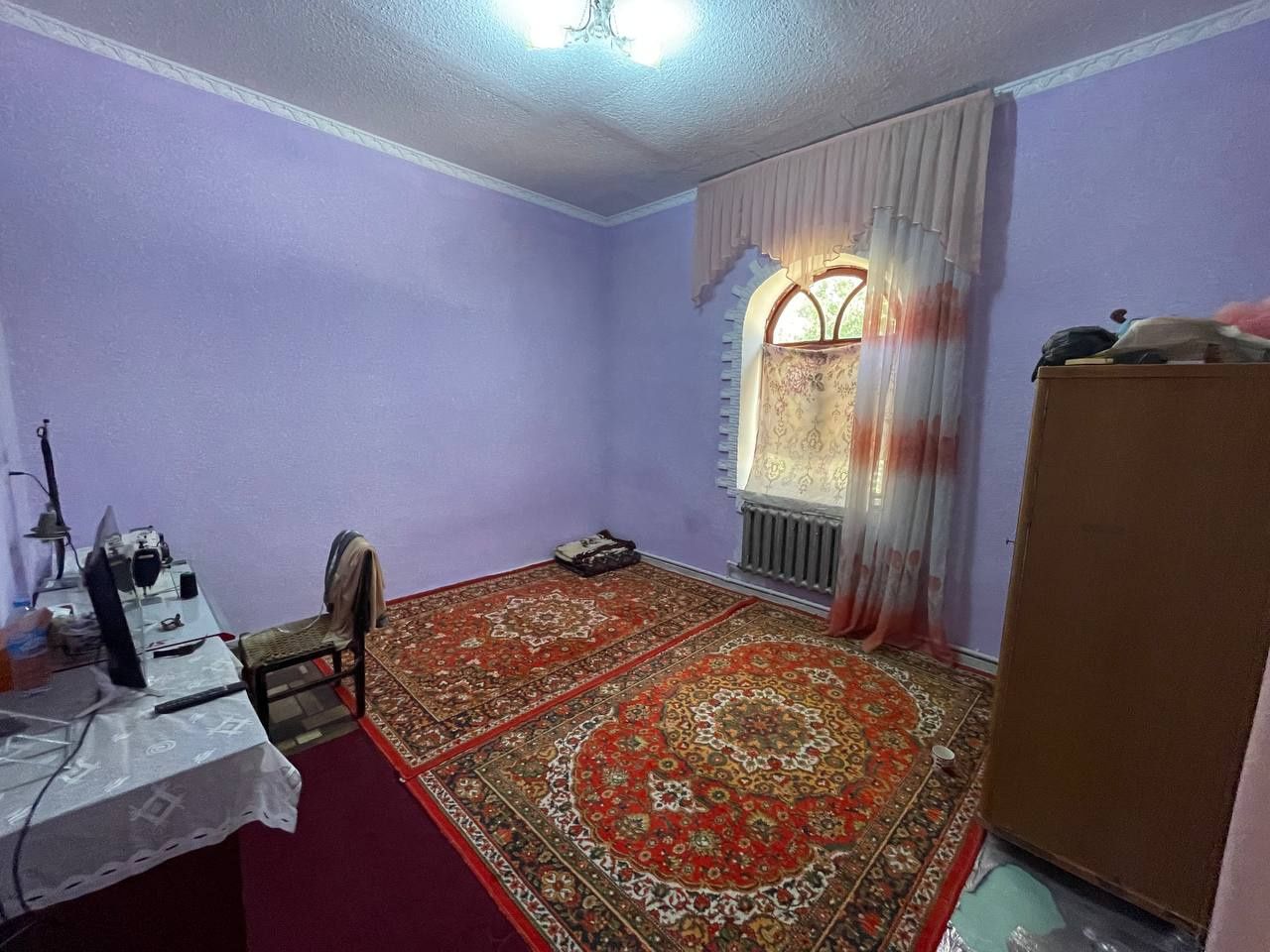 Уй сотилади катта ховли