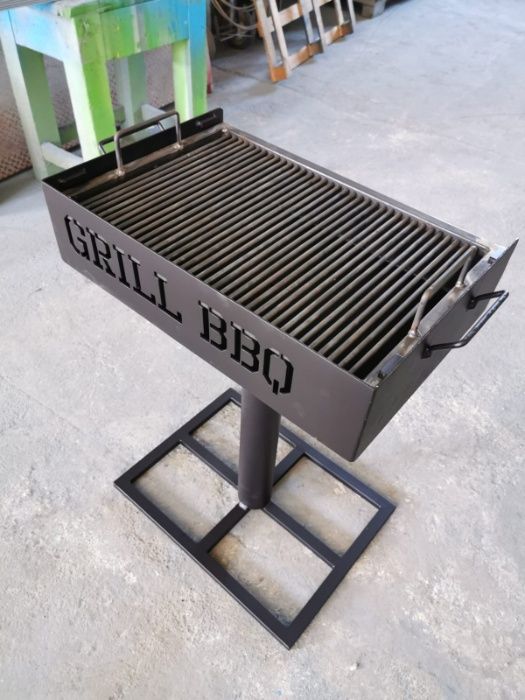 Gratar metalic BBQ