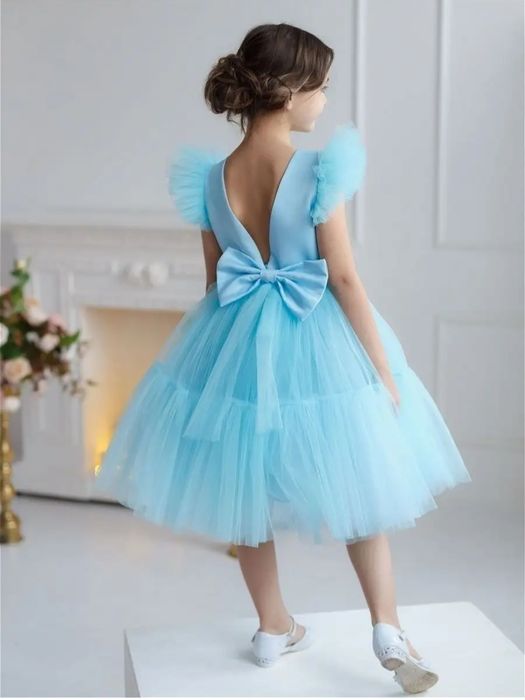 Нарядные платья на девочку