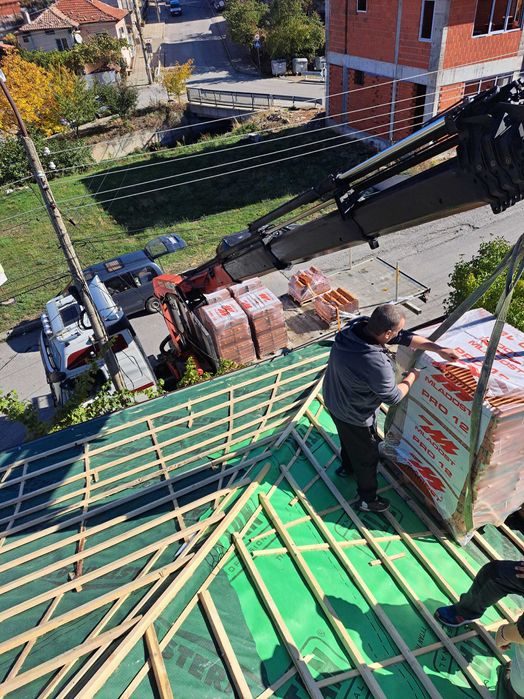 Камион с кран/ автокран