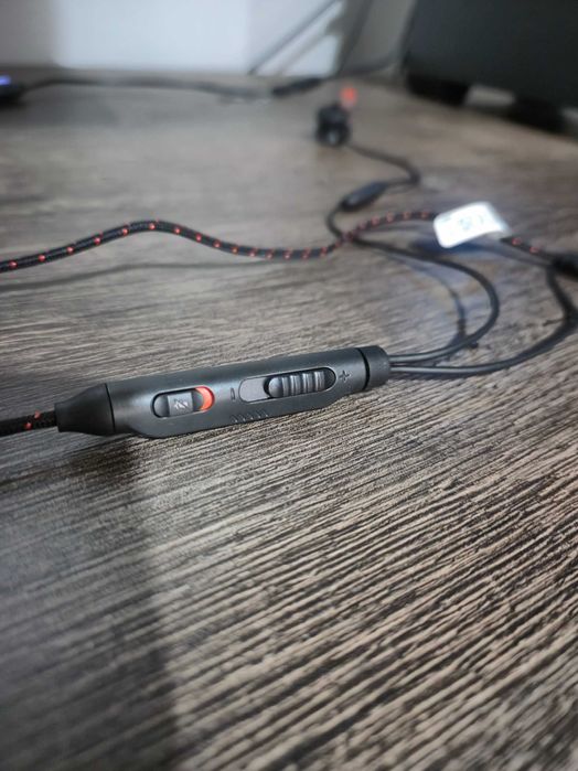 JBL Слушалки (тип тапички)  JBL Quantum 50