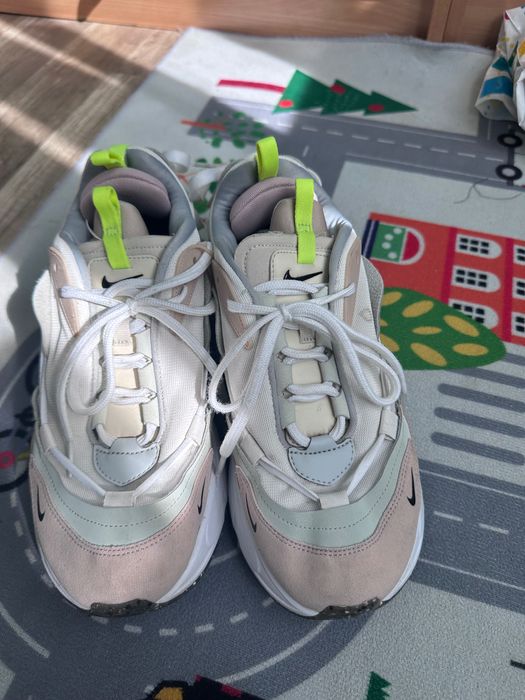 Дамски маратонки nike