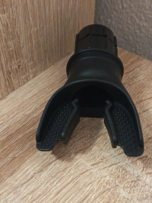 Dispozitiv pentru antrenarea plămânilor