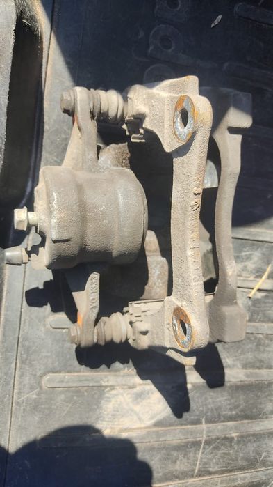 Продам суппорт, левый передний