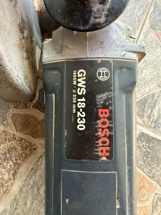 Polizor unghiular Bosch GWS 18-230