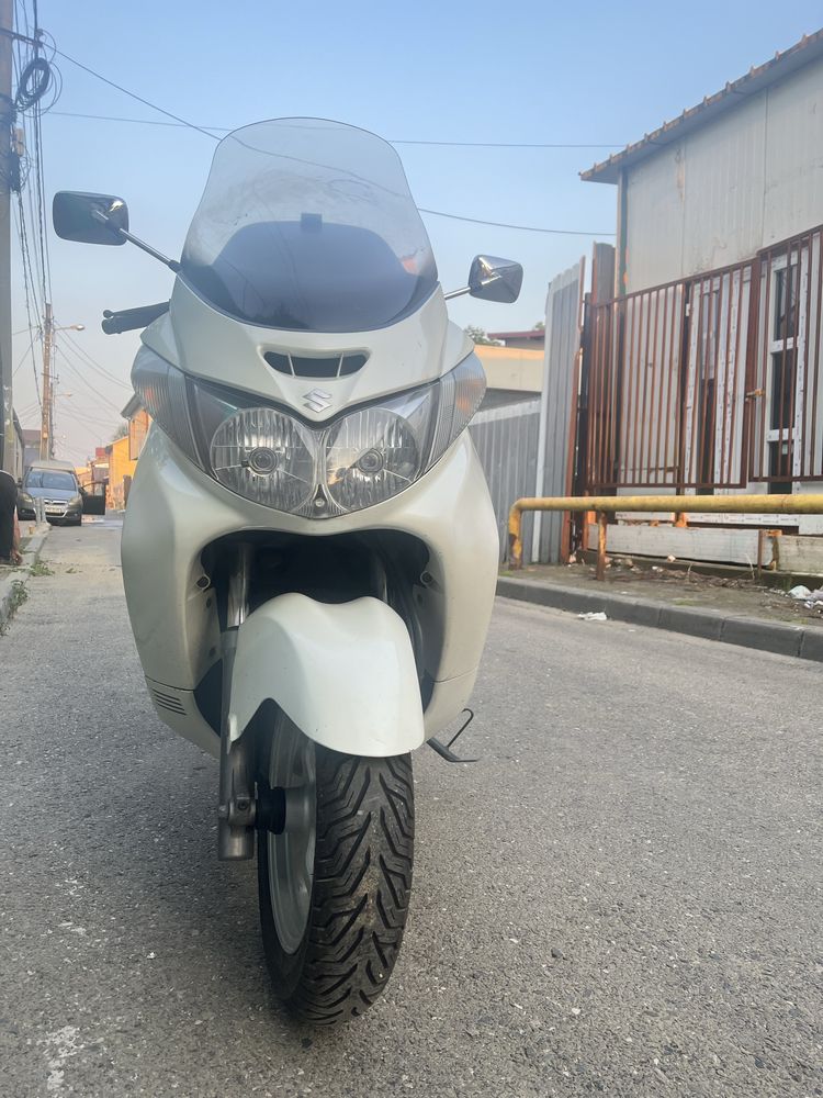 Suzuki Burgman 400cc