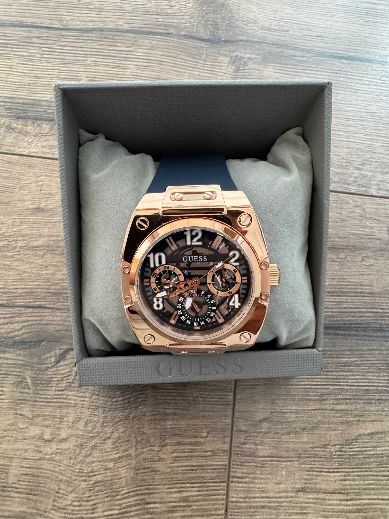 Чисто нов! Часовник GUESS PRODIGY