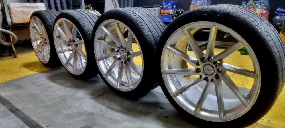 R19 продается диски Vossen