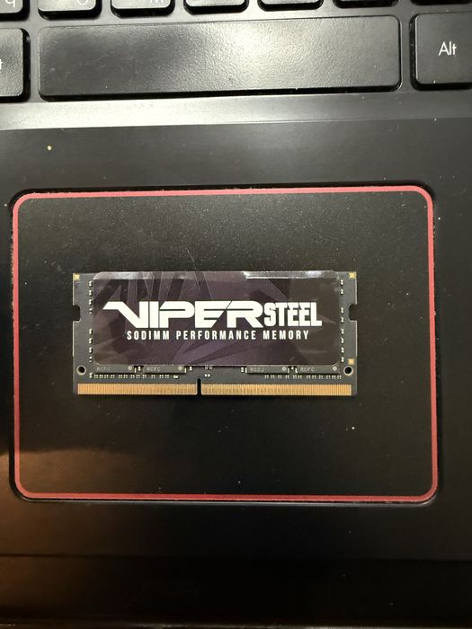 Мощнейшая ОЗУ Viper steel 32GB 3000MHz одной плашкой