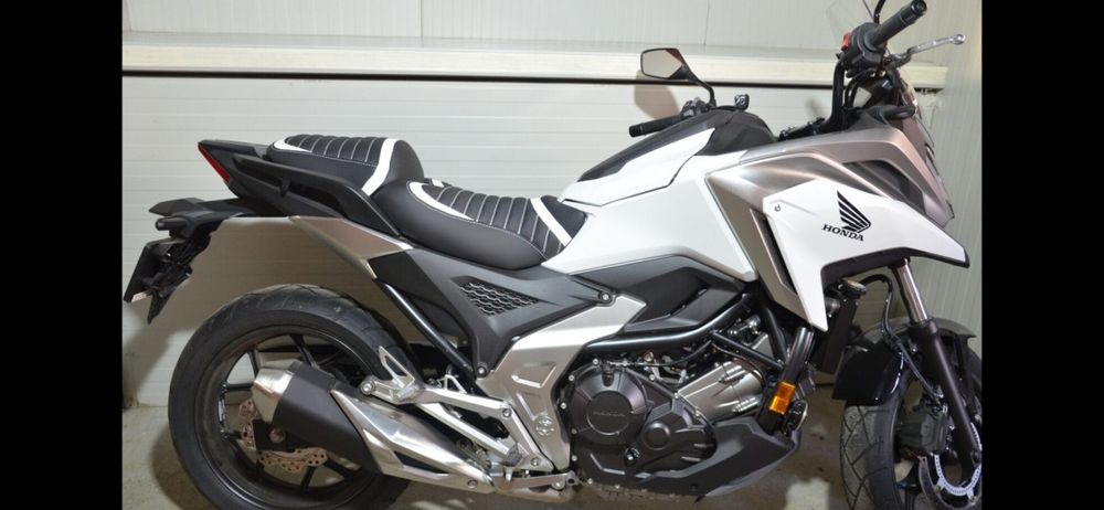 Nc 750,an fabricație 2022,km 800,manuala