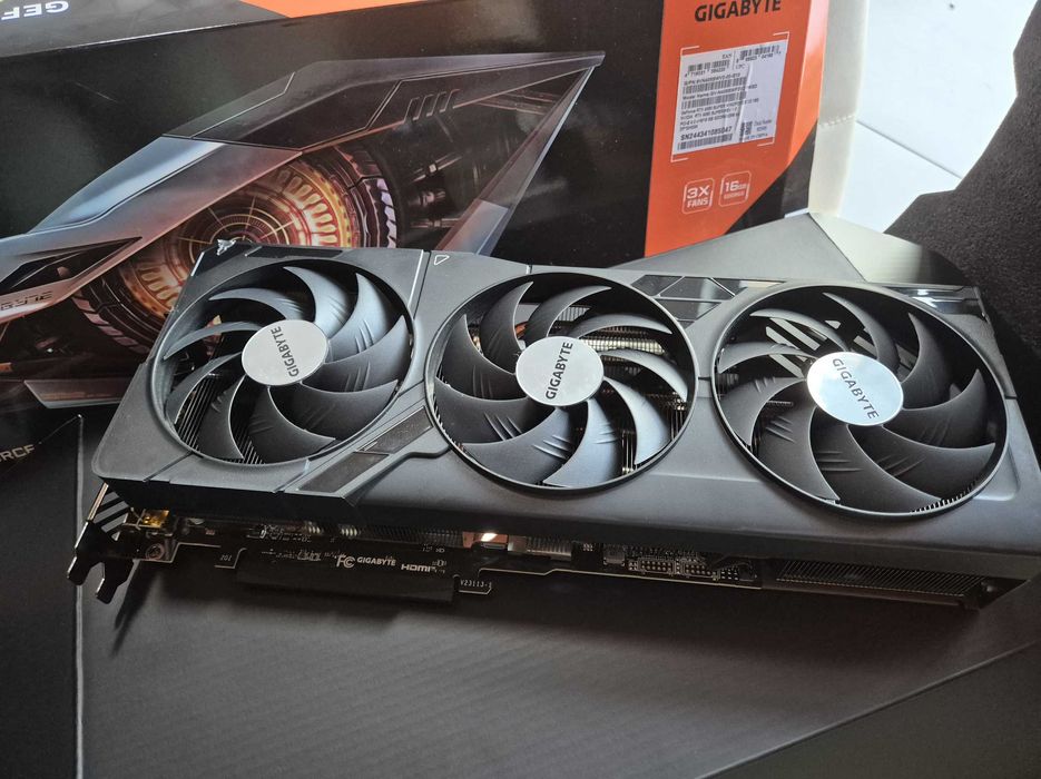 Placa video GIGABYTE GeForce RTX 4080 SUPER WINDFORCE V2, 16GB