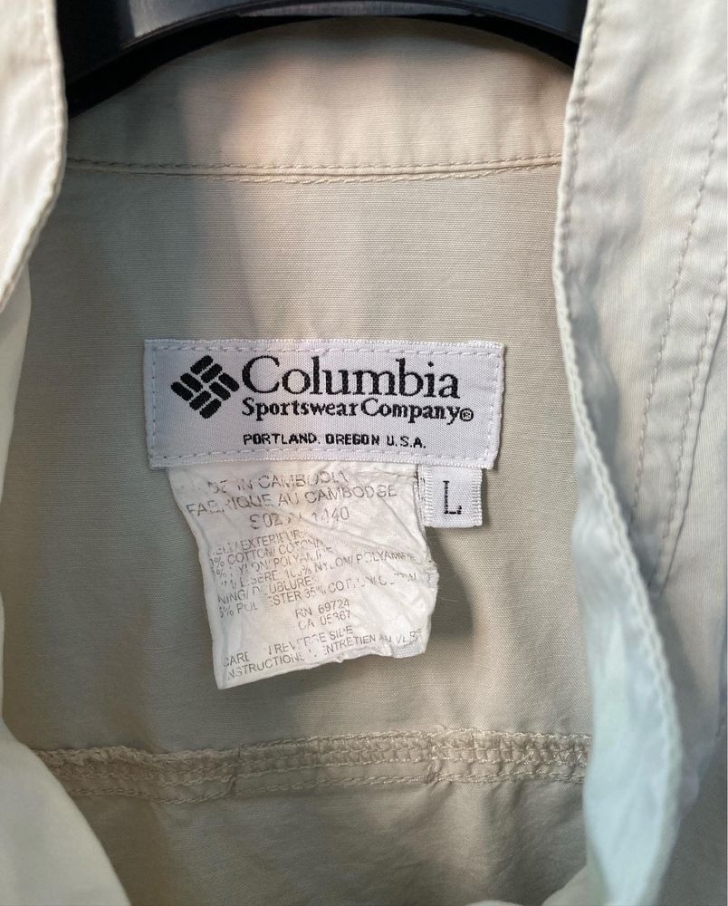 Columbia елек