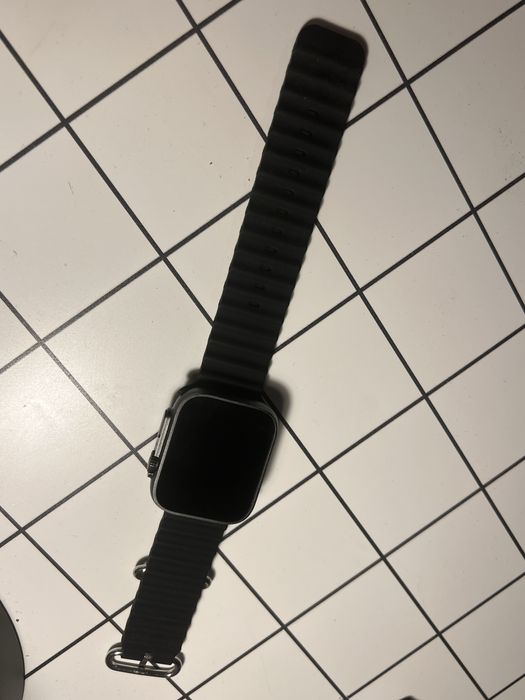 Часовник копие на Apple Watch.