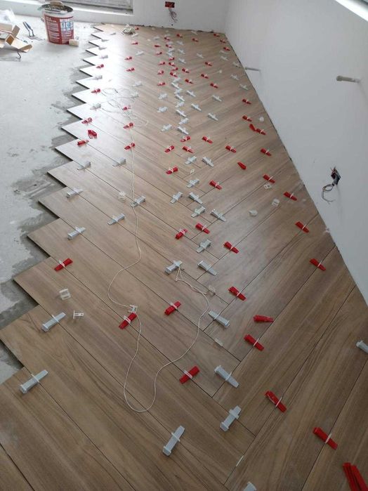 Echipa de meseriasi constructori